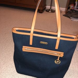 Michael Kors Voyager Tote Bag